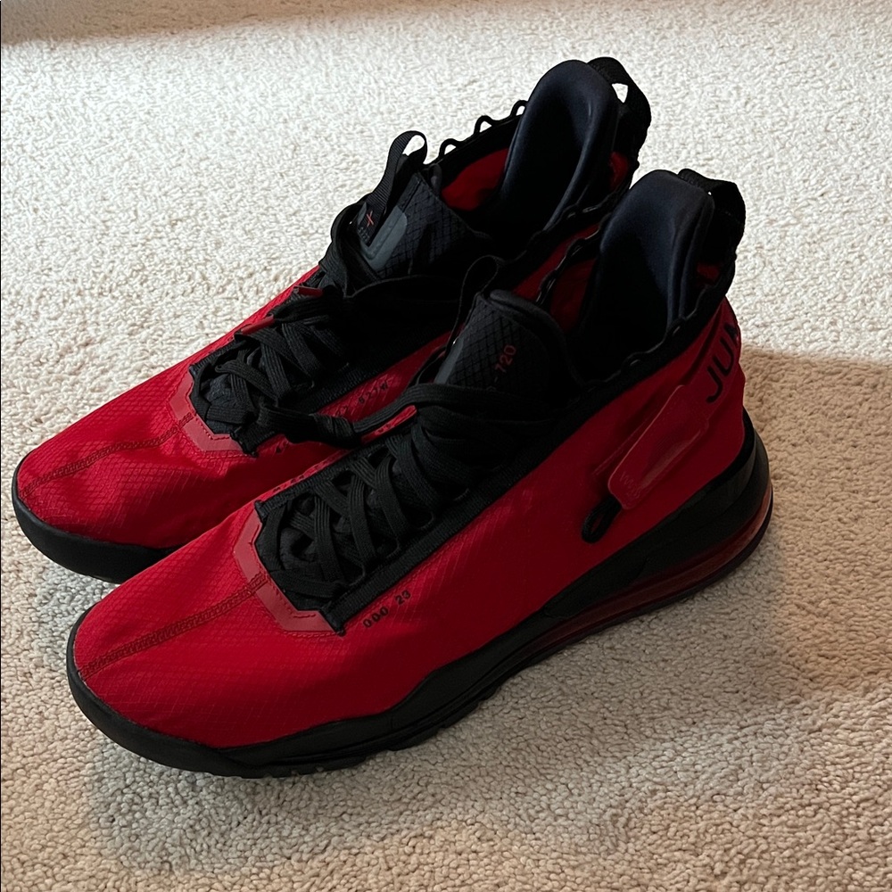 Jordan Proto 720